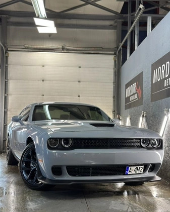 Dodge Challenger cena 185000 przebieg: 24000, rok produkcji 2022 z Legionowo małe 154